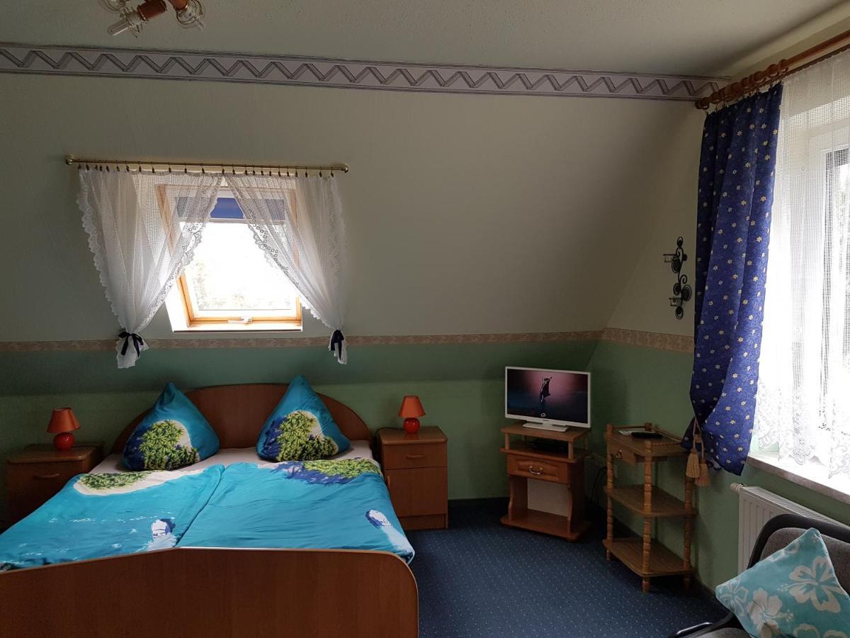 Landpension Zum Schweizerberg Neugrimnitz エクステリア 写真